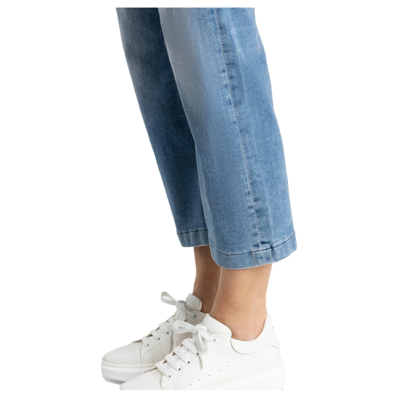 mac-jeans-damen-rich-culotte-blau-d456-ansicht-detail-bein-unten MAC Jeans Rich Culotte für Damen in Hellblau verwaschen, FarbNr.: D456