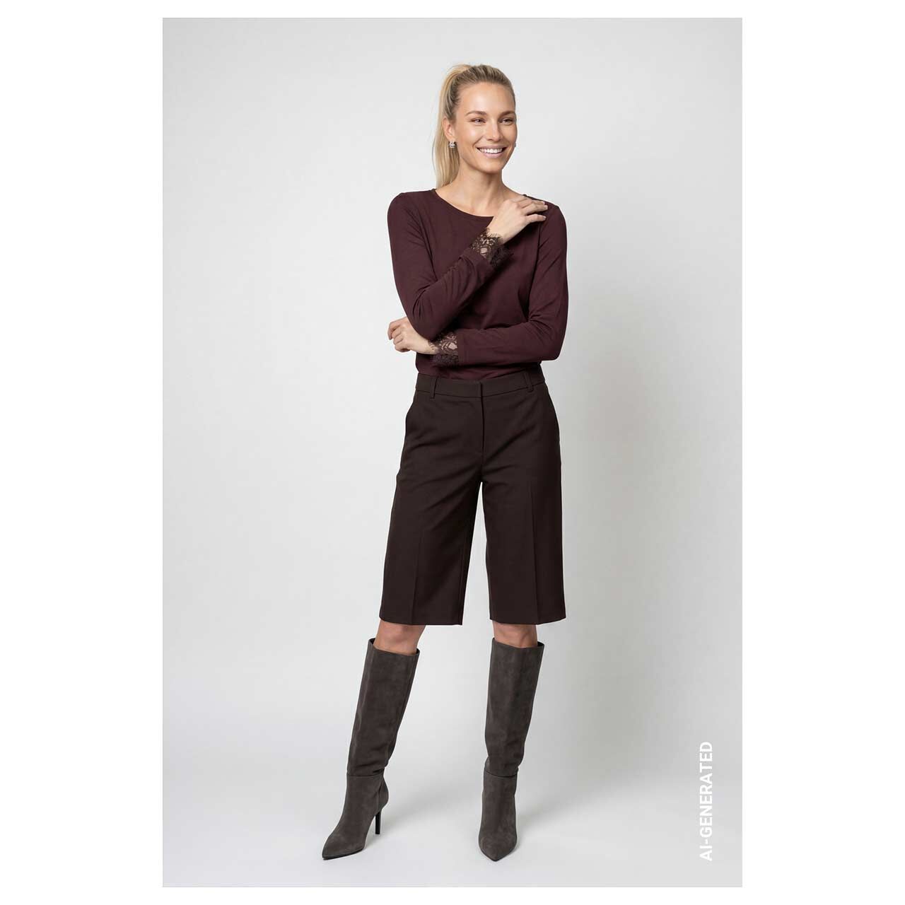 Damen Langarm Shirt von Monari in Dunkelbraun, Ganzkörperansicht am Model