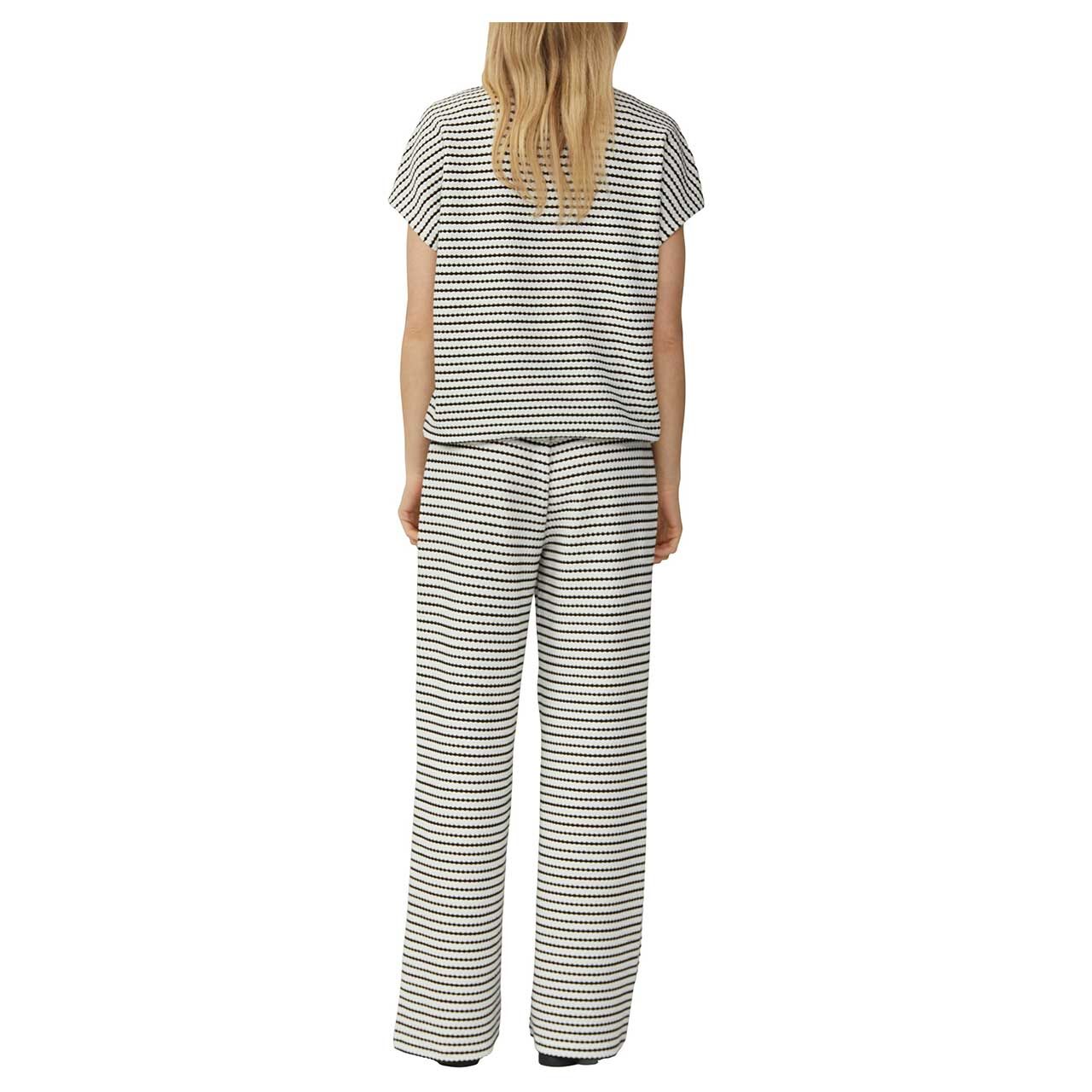 Rückseite des getragenen Damen T-Shirt von s.Oliver in Cremeweiß gestreift