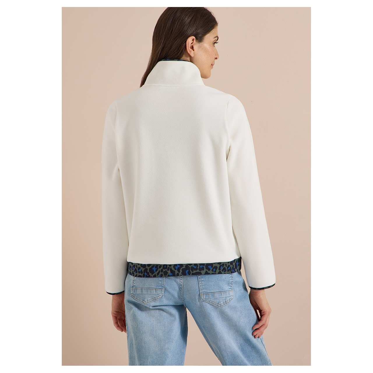 Damen Sweatshirt Troyer Fleece von Cecil in Cremeweiß mit Print, Rückansicht am Model