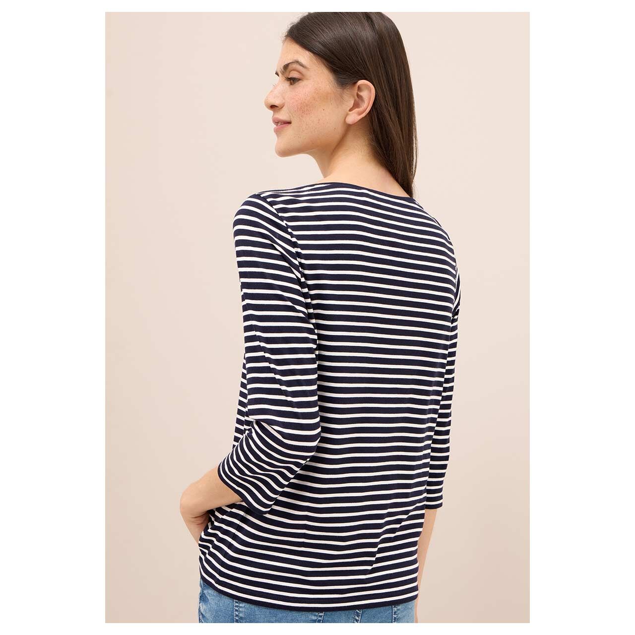 Damen 3/4 Arm Shirt Basic Stripe Boatneck von Cecil in Dunkelblau gestreift, Rückansicht am Model