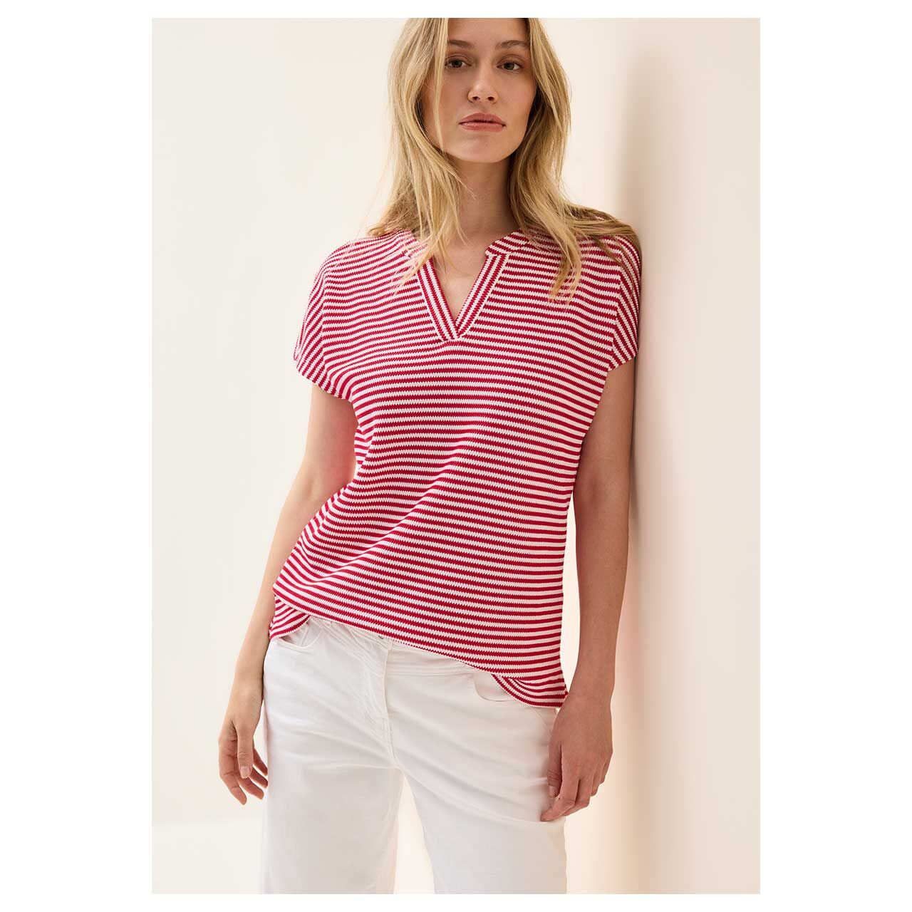 Damen T-Shirt Striped Structure von Cecil in Rot, Nahansicht am Modell