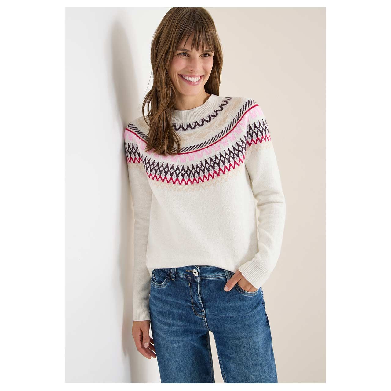 Damen Pullover Cosy Norwegian Jacquard von Cecil in Hellbeige mit Print, Vorderansicht am Model