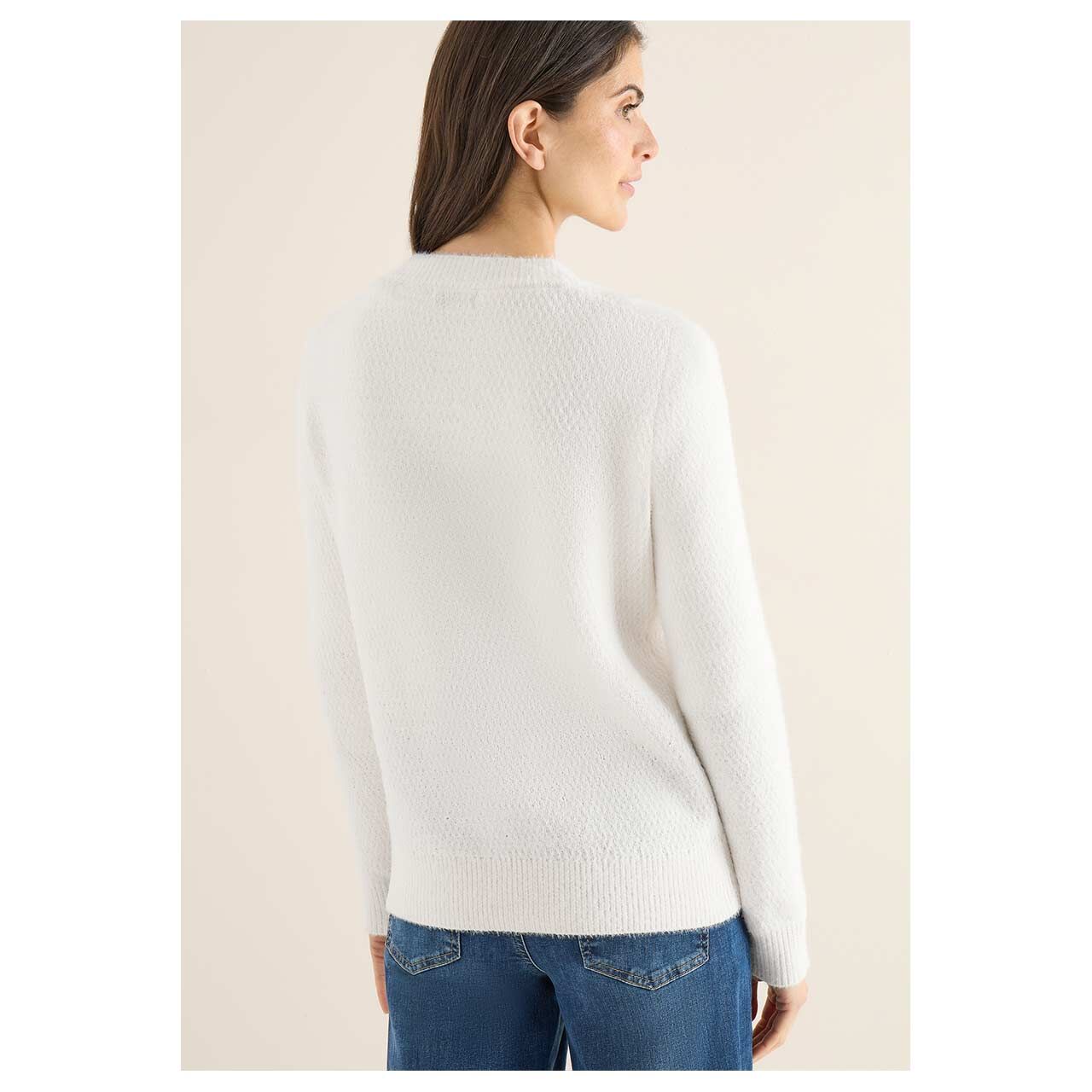 Damen Strickjacke Featheryarn Cardigan von Cecil in Cremeweiß, Rückansicht am Model