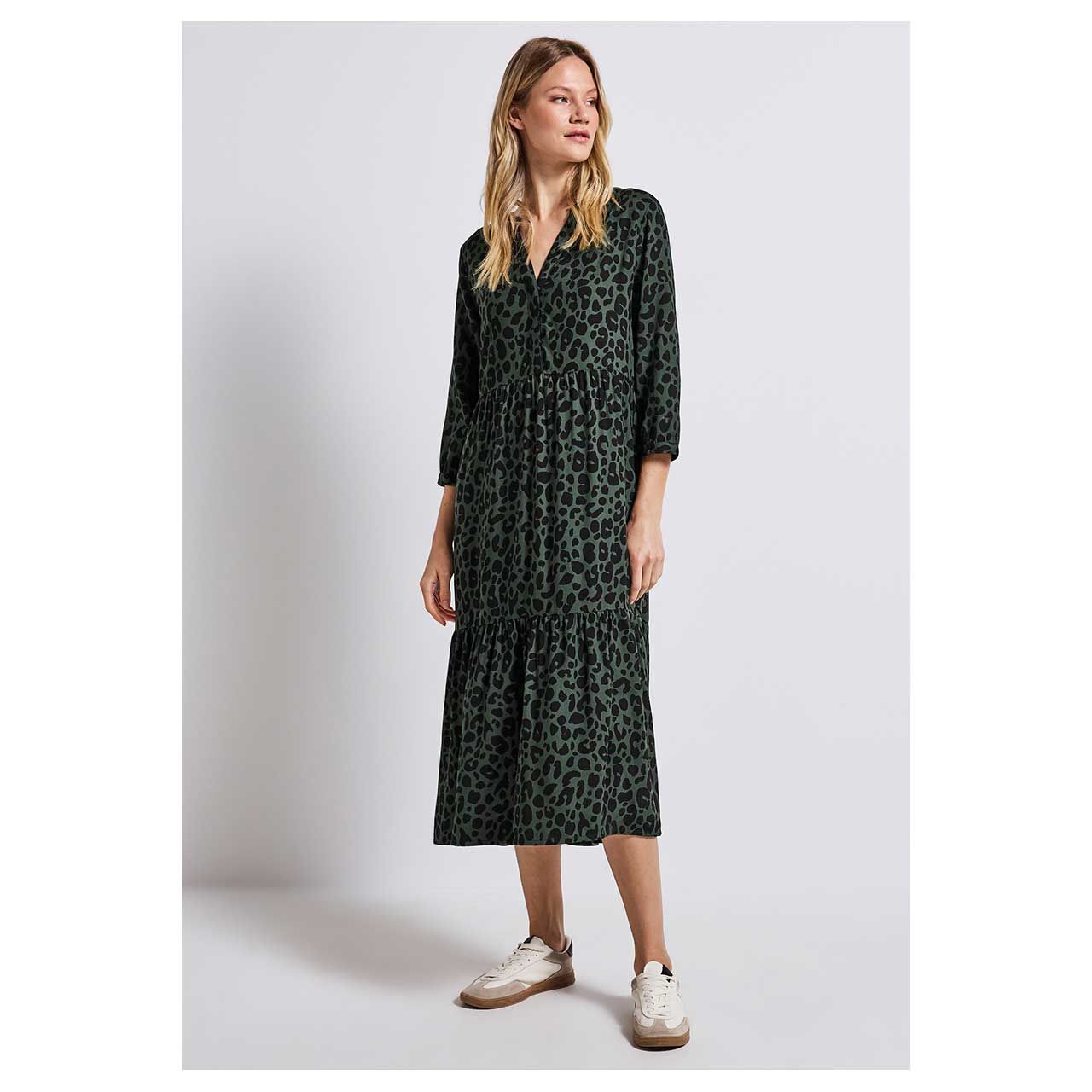 Damen 3/4 Arm Kleid Volant Dress von Street One in Dunkelgrün mit Leo-Print, Detailansicht Oberkörper