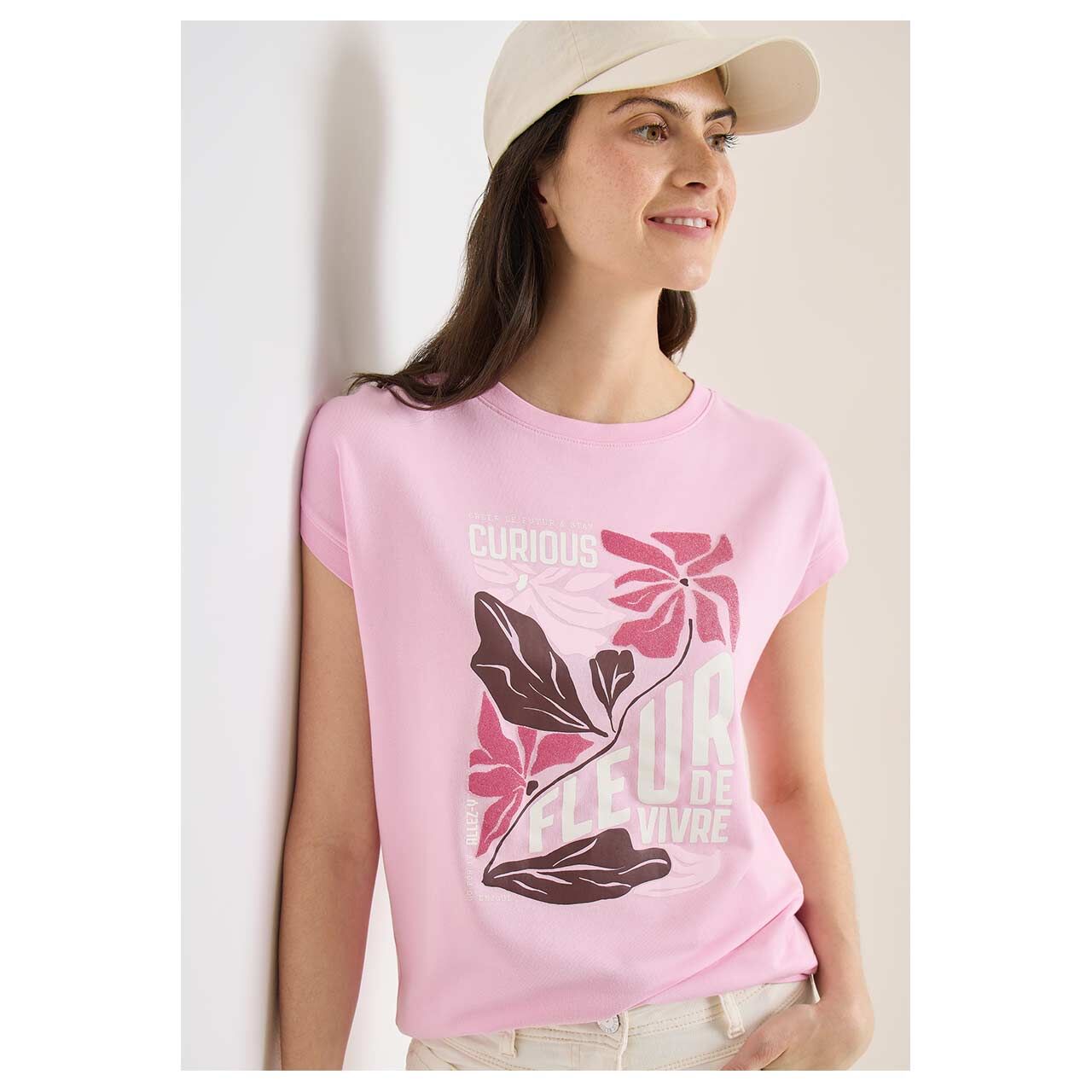 Damen T-Shirt Multi Fleur von Cecil in Rosa mit Print, detaillierte Vorderansicht am Model