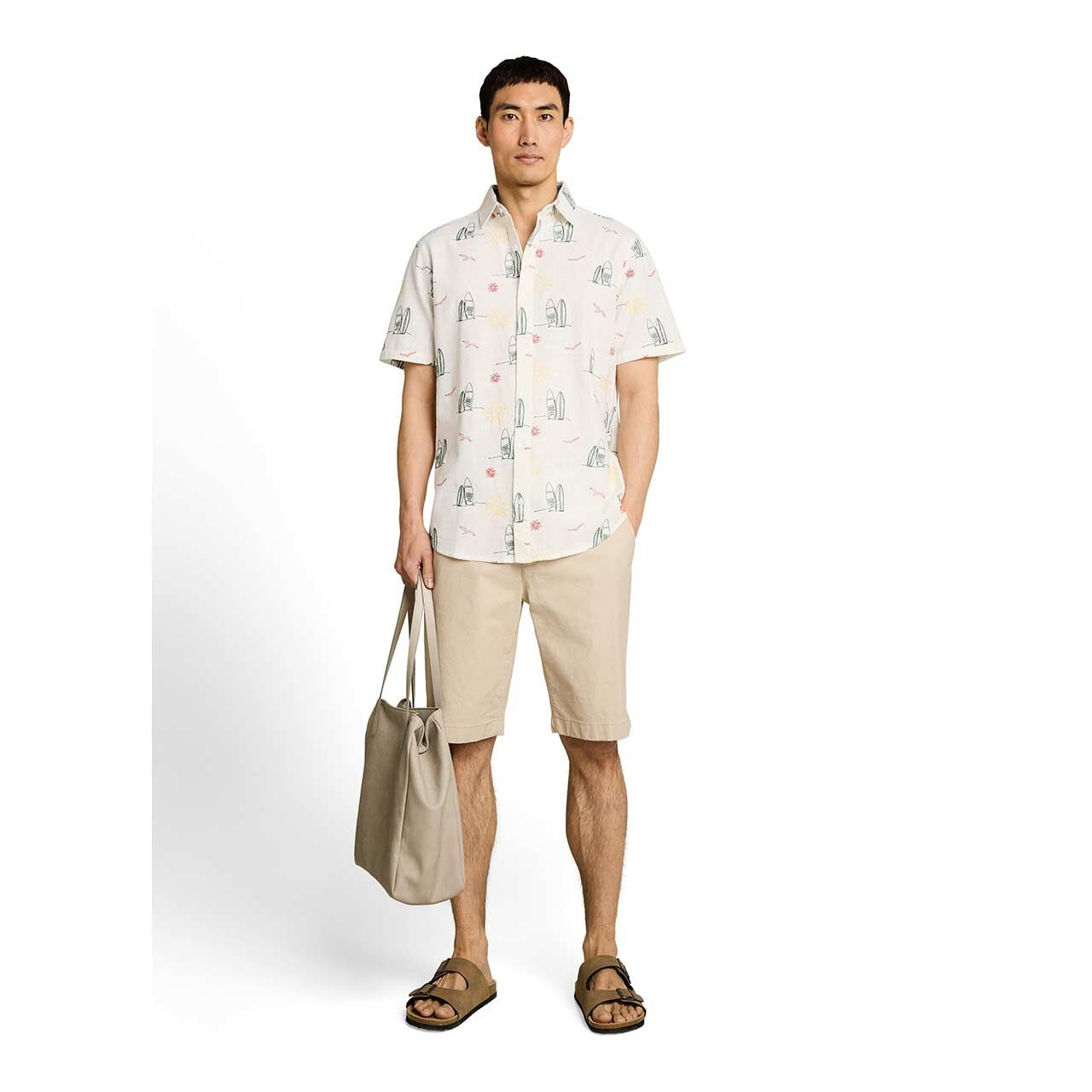 Herren 1/2 Arm Hemd von Tom Tailor in Cremeweiß mit Print, Ganzkörperansicht am Model
