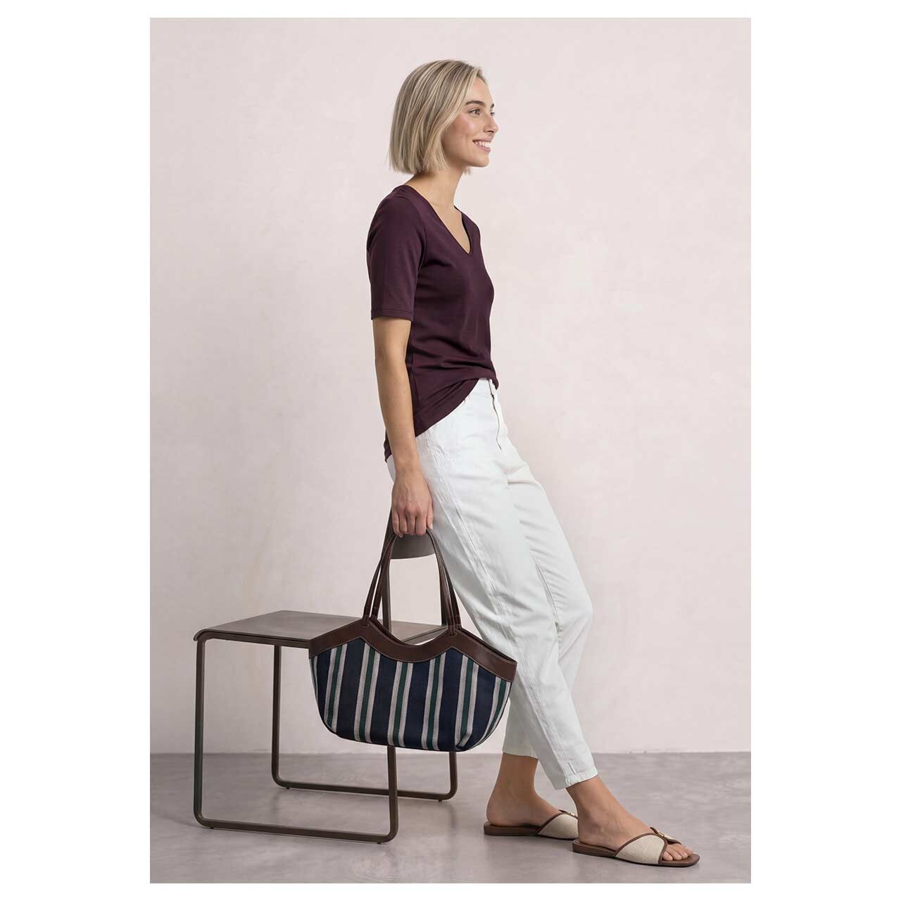 Damen T-Shirt Palmira von Street One in Lila, Ganzkörperansicht am Model