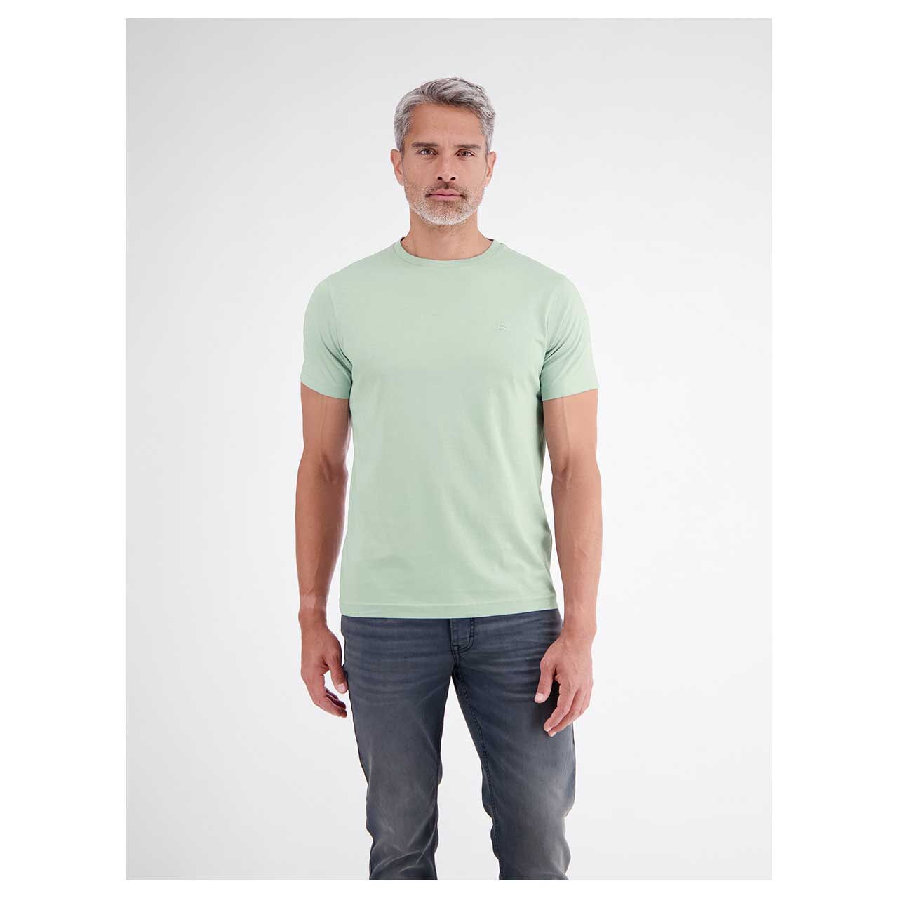Herren T-Shirt von Lerros in Türkis, Vorderansicht am Model