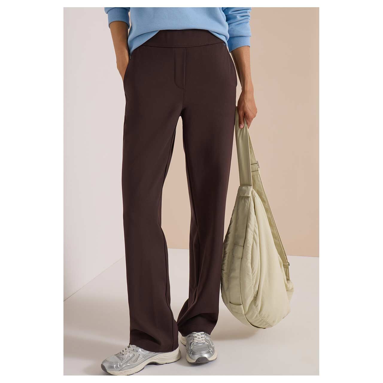 Damen Hose Neele Straight von Cecil in Dunkelbraun, Vorderansicht gestylt am Model