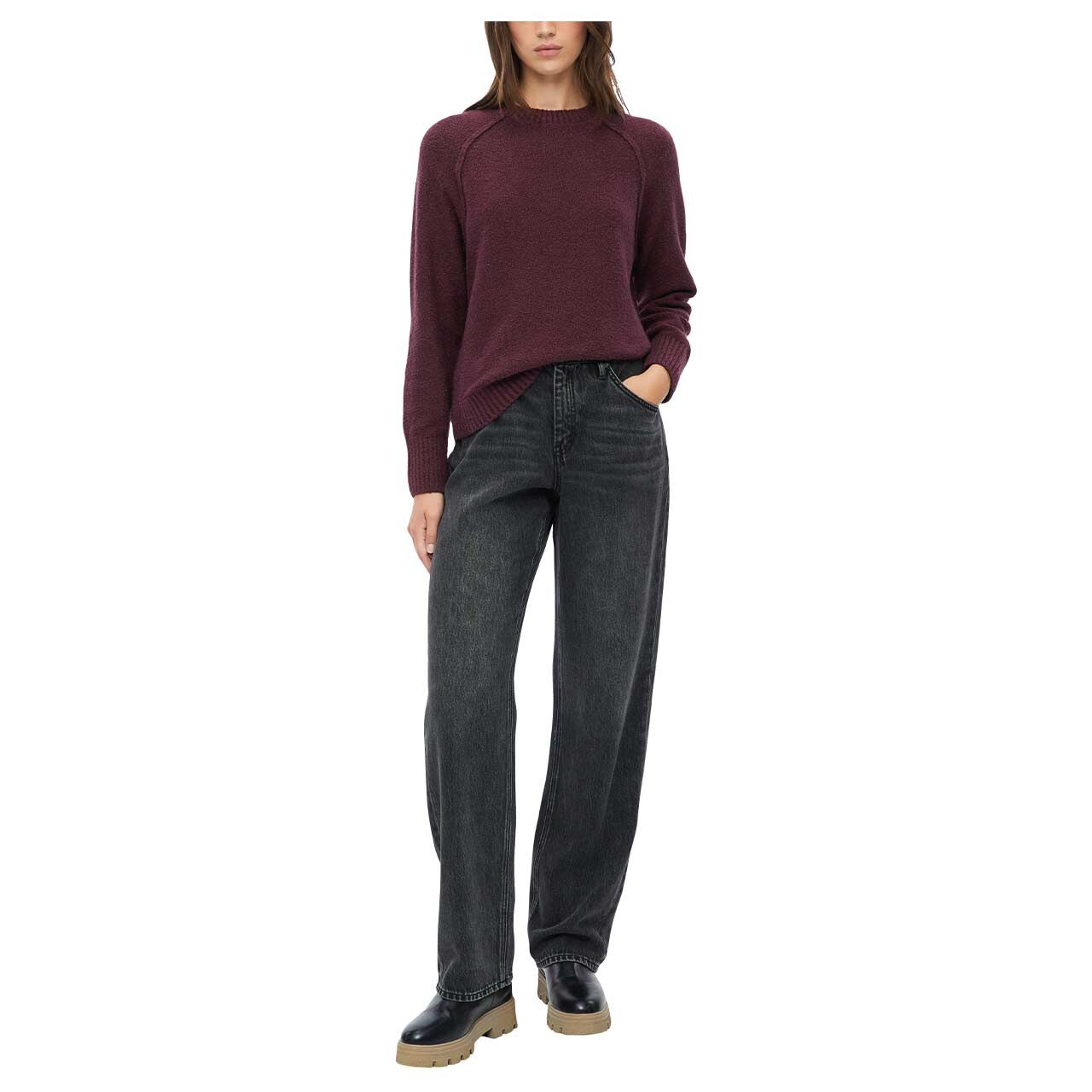 s.Oliver Damen Pullover in Bordeauxrot , Ganzkörperansicht am Model vorne