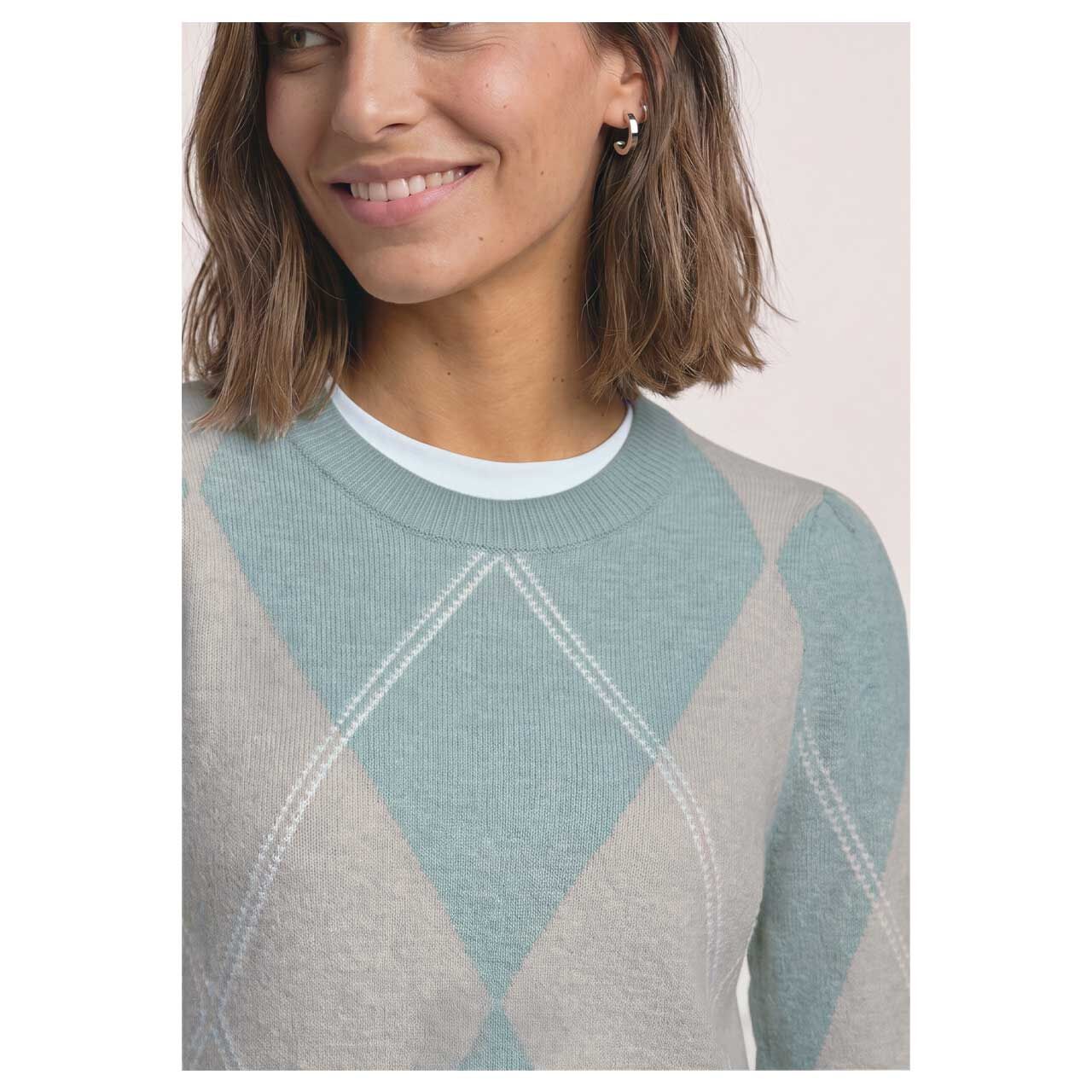 Damen Pullover Cosy Sweater Intarsia von Street One in Grün mit Print, detaillierte Vorderansicht am Model