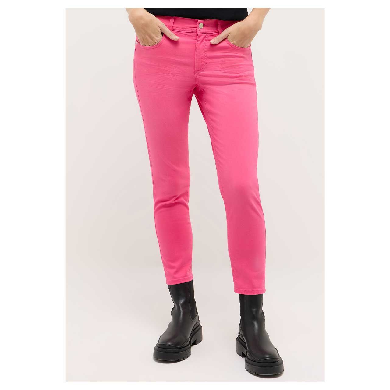 Damen 7/8 Jeans Ornella von Angels in Pink, Vorderansicht am Model