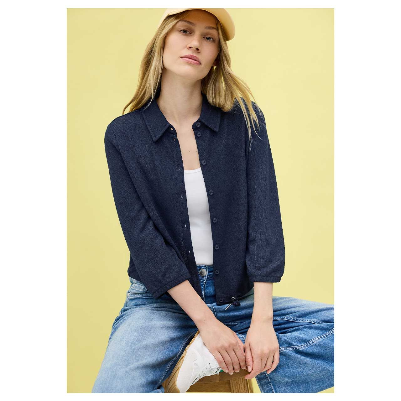 Damen Shirtjacke Short Crepe Jacket von Cecil in Dunkelblau, Detailansicht Oberkörper