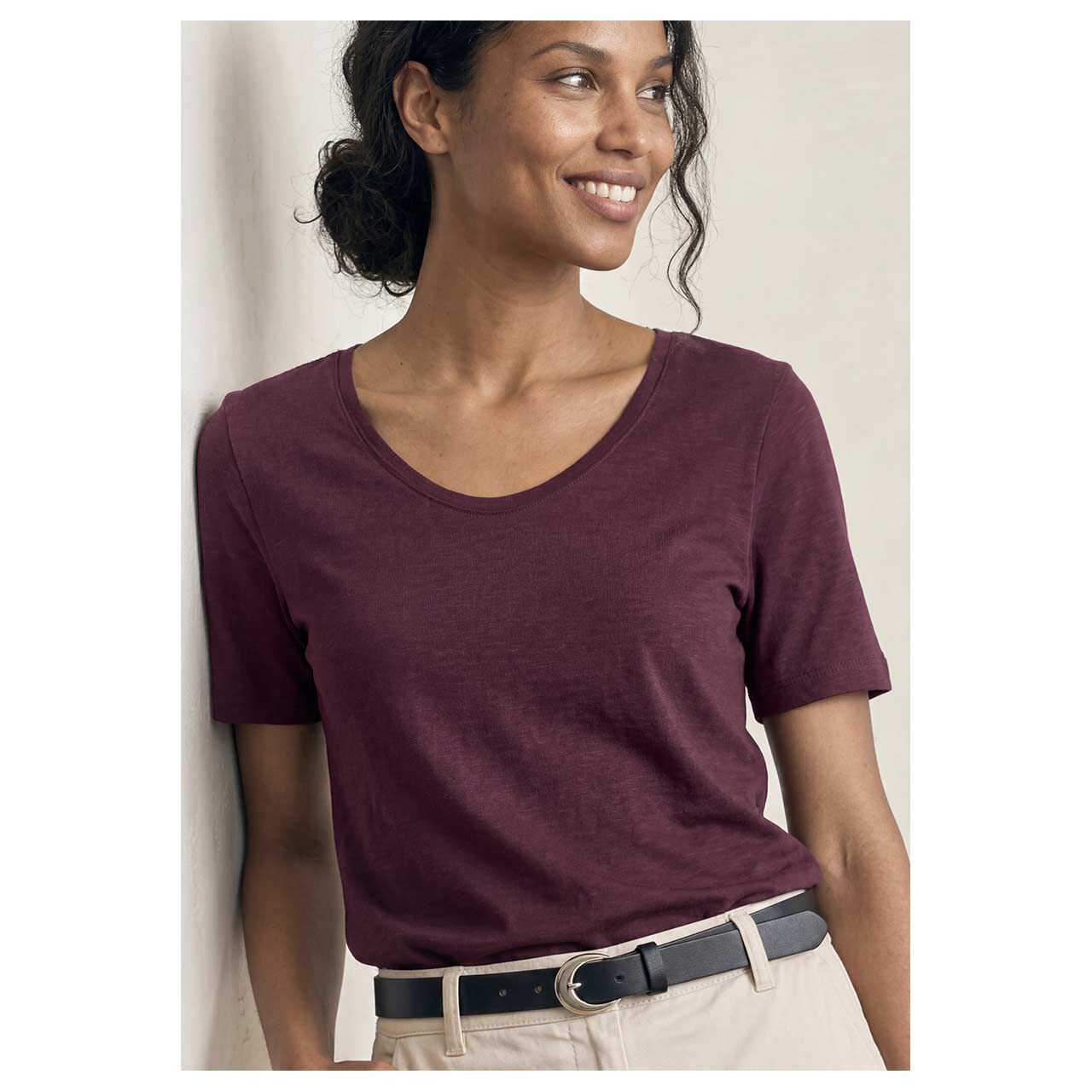 Damen T-Shirt Gerda von Street One in Lila, Vorderansicht am Model