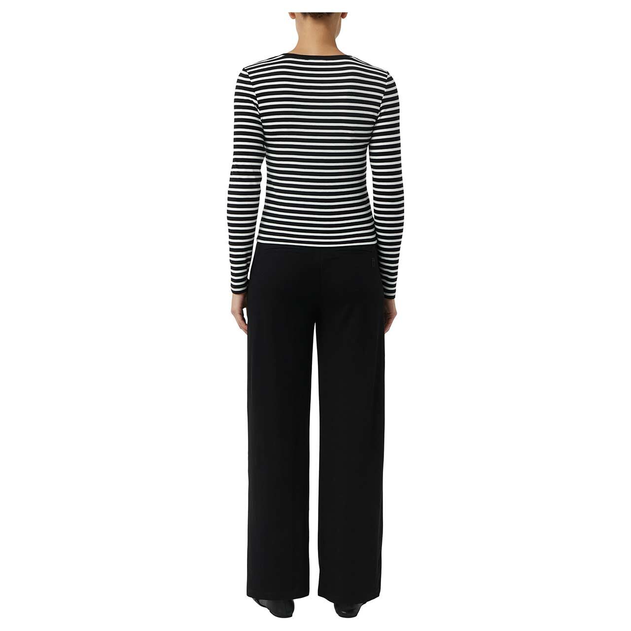 Damen Langarm Shirt von Comma in Schwarz gestreift, Rückansicht am Model