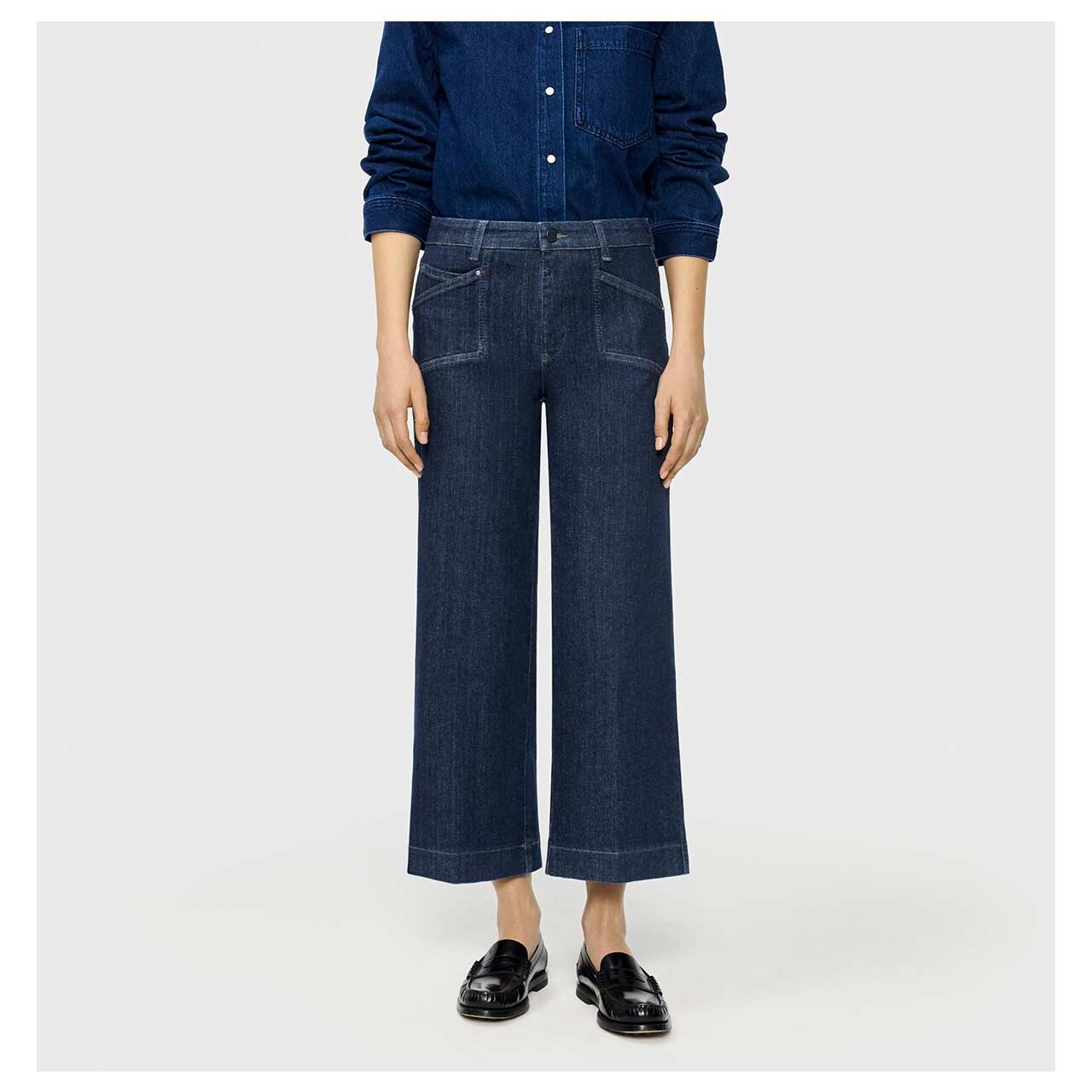 Damenjeans Dream Culotte von MAC in Dunkelblau, Vorderansicht am Model