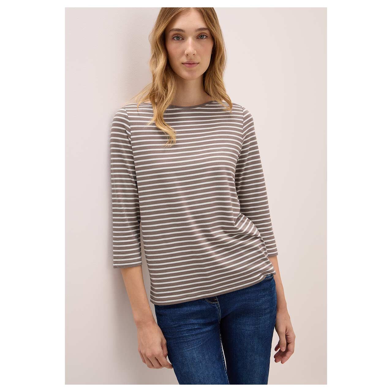Damen 3/4 Arm Shirt Basic Stripe Boatneck von Cecil in Braun gestreift, Vorderansicht am Model