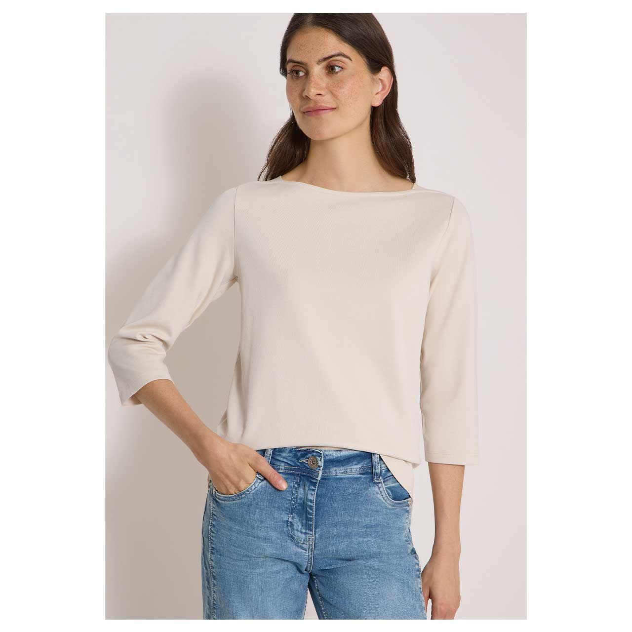 Damen 3/4 Arm Shirt Basic Boatneck von Cecil in Hellbeige, Vorderansicht am Model