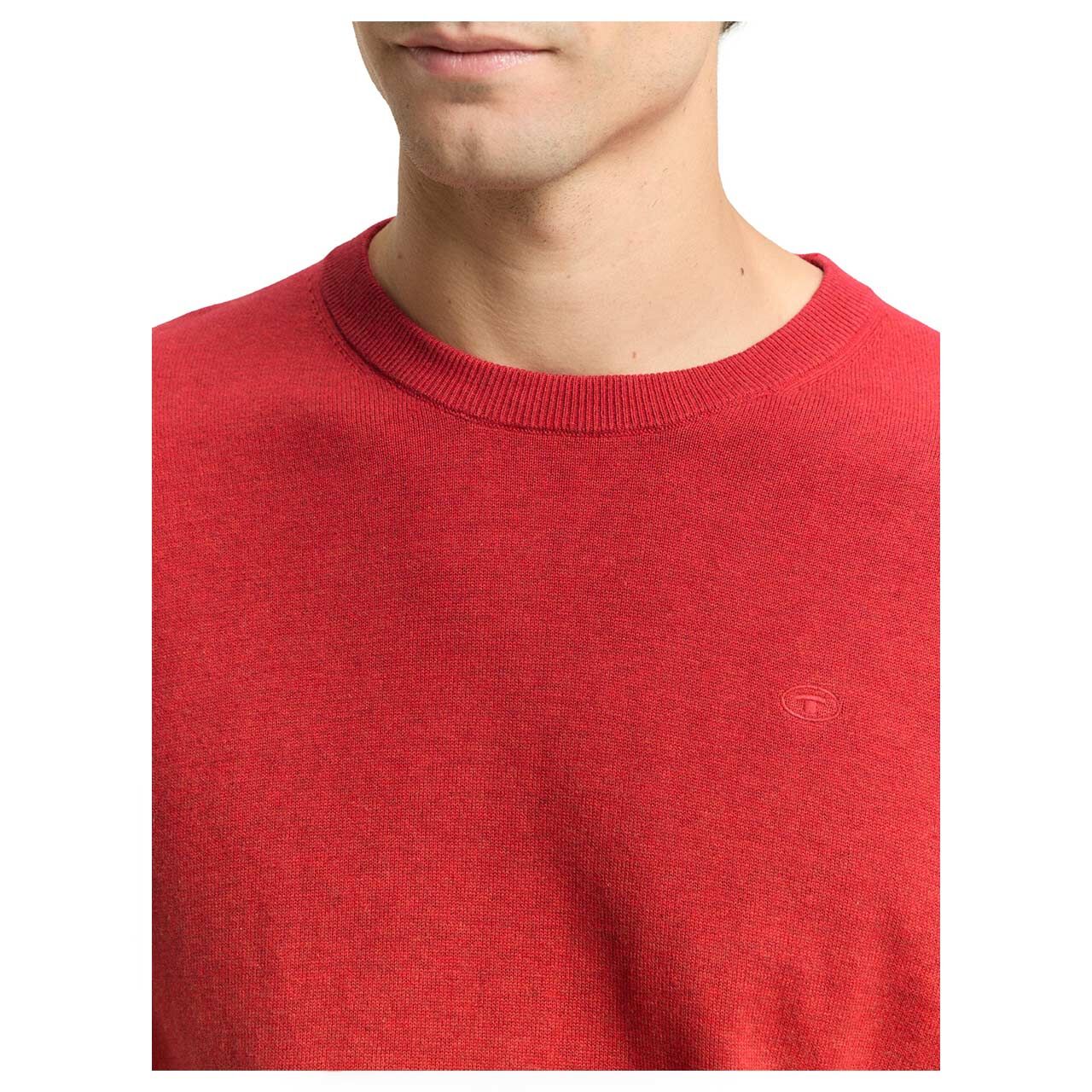 Herren Pullover Basic Crewneck Knit von Tom Tailor in Rot meliert, Detailansicht vorne am Model