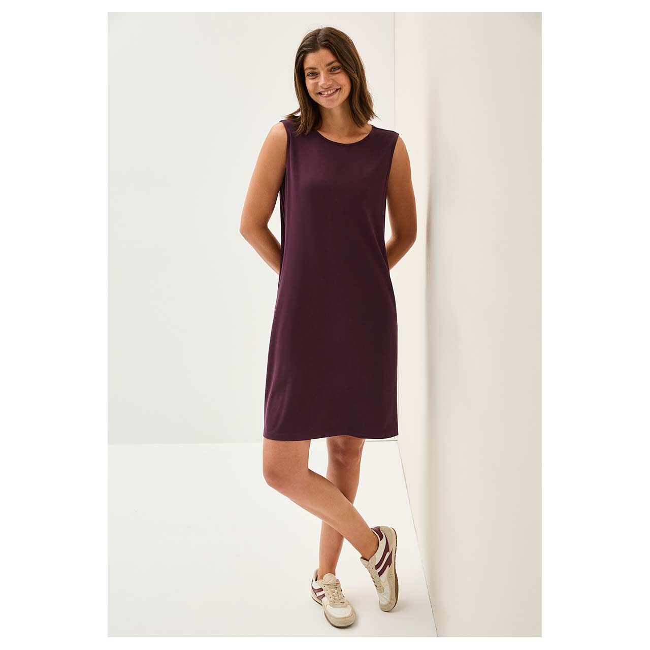 Damen Trägerkleid Solid Jersey Dress von Cecil in Burgunderrot, Vorderansicht am Modell
