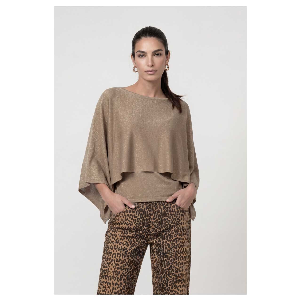 Damen Pullover von Monari in Hellbraun, Vorderansicht am Model