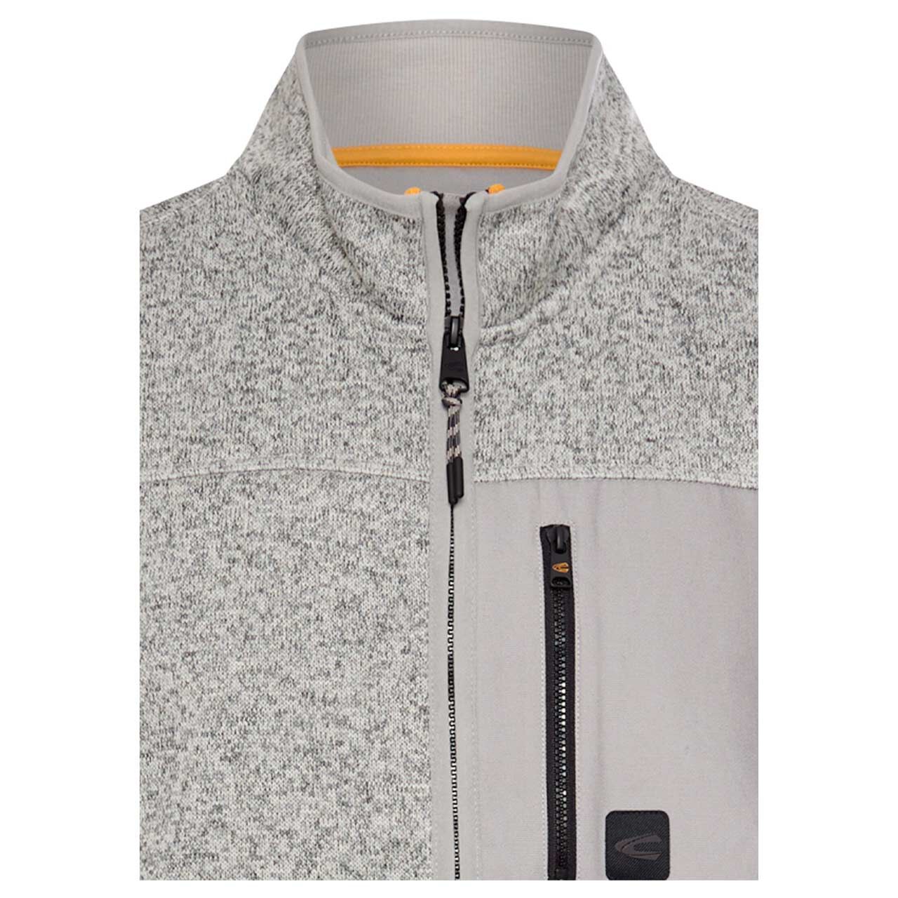 Herren Fleece Weste von Camel active in Hellgrau meliert, detaillierte Vorderansicht