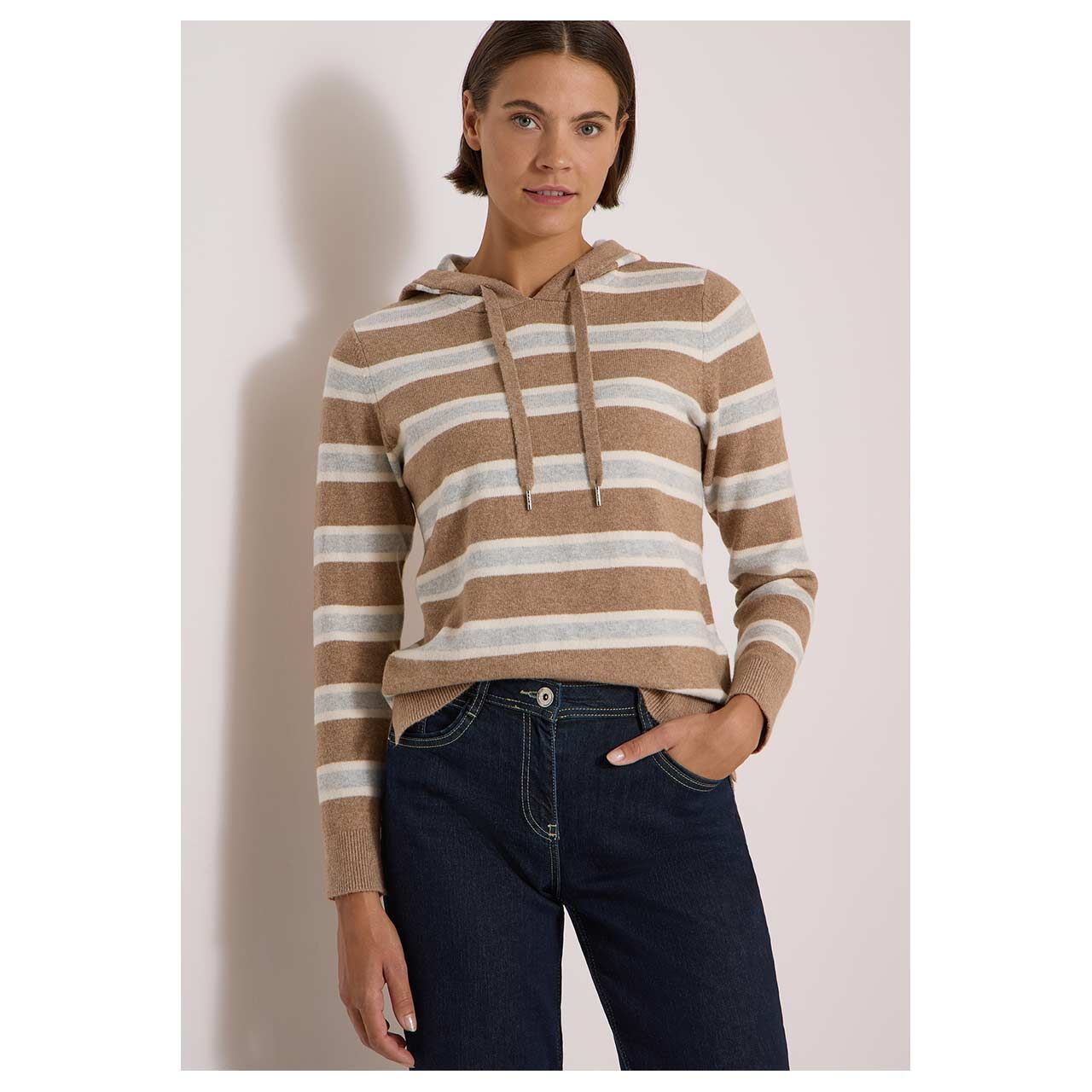 Damen Hoodie Pullover Cosy Striped von Cecil in Braun gestreift, Vorderansicht am Model