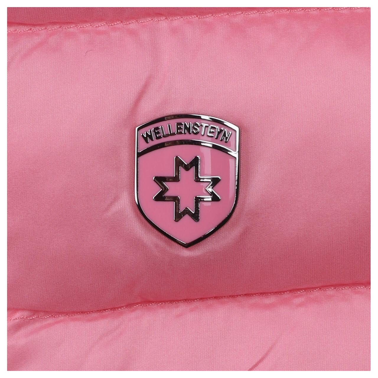 Damen Weste Italy Vest Hood von Wellensteyn in Rosa, Detailbild vom Logo