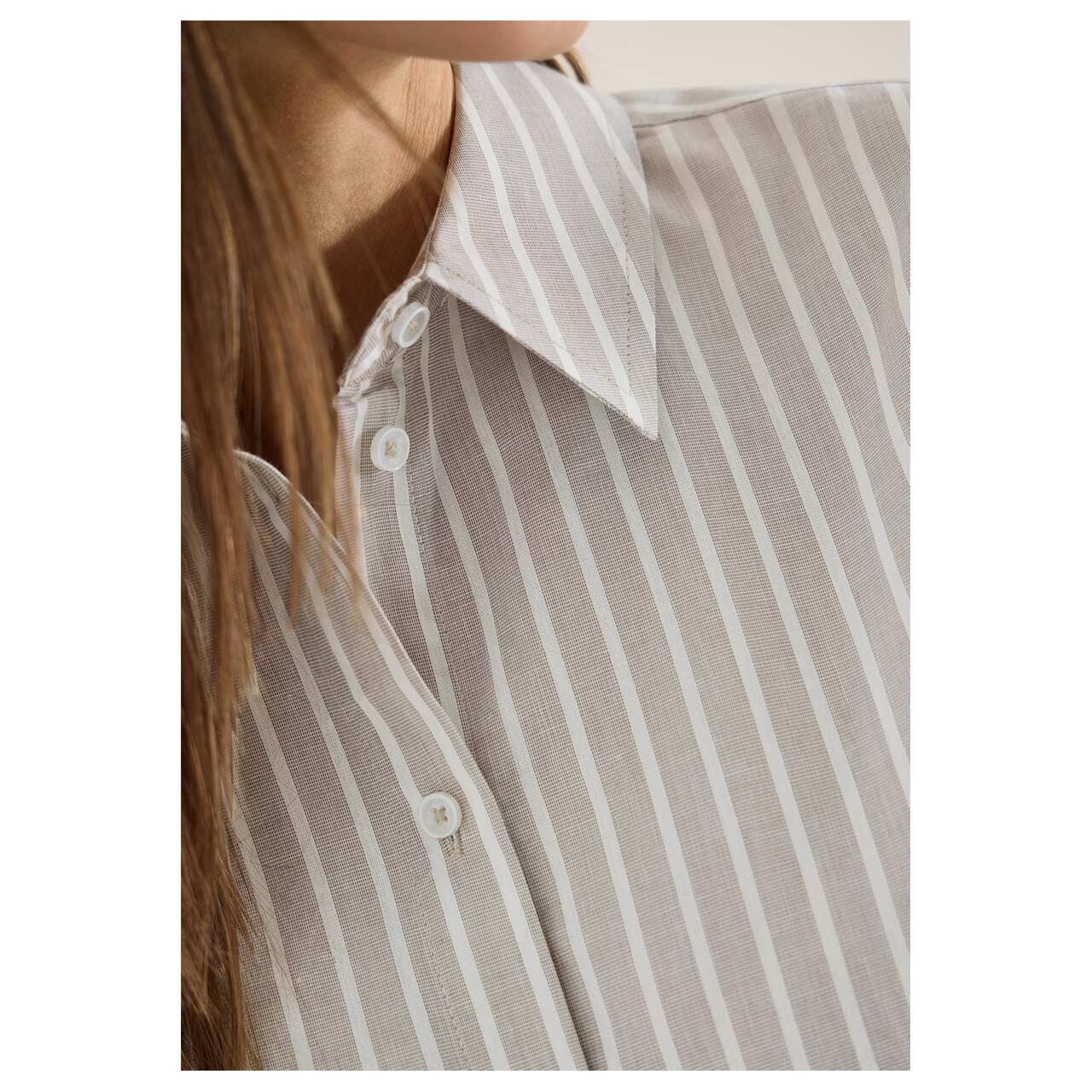 Damen Langarm Bluse Stripe von Cecil in Braun gestreift, detaillierte Vorderansicht vom Kragen