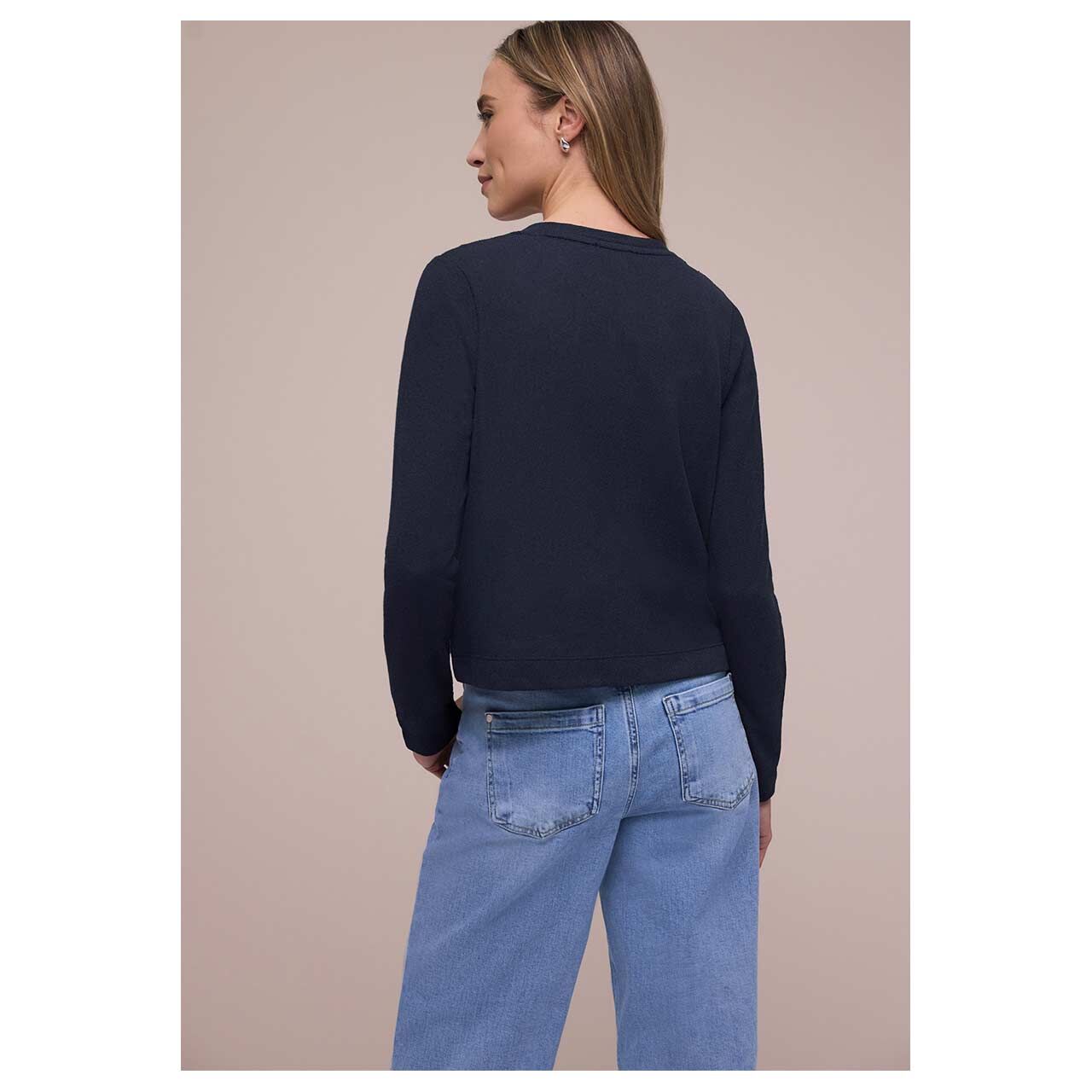 Damen Strickjacke Nette Knit Look von Street One in Dunkelblau, Rückansicht am Model