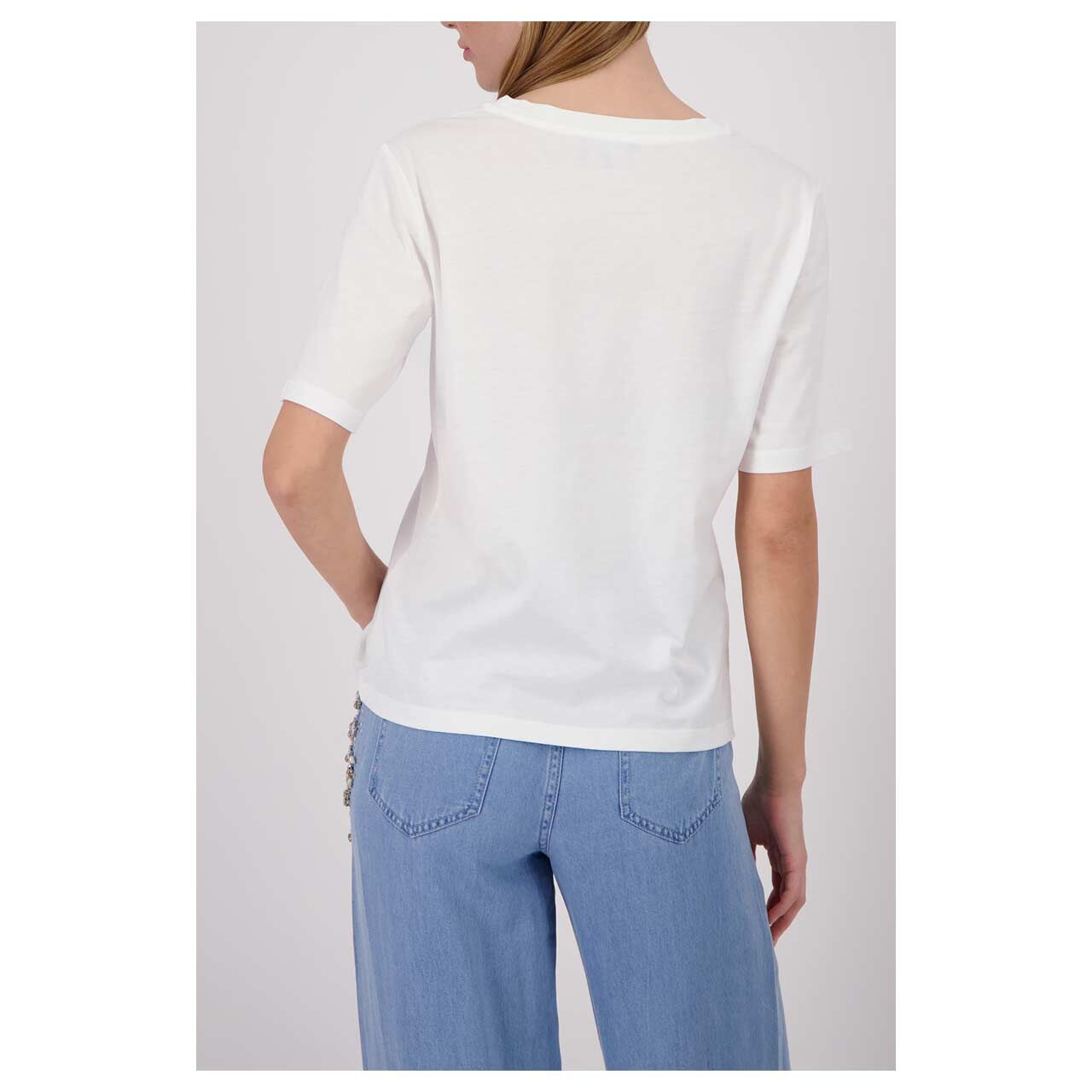 Damen T-Shirt von Monari in Weiß mit Print, Rückansicht am Model