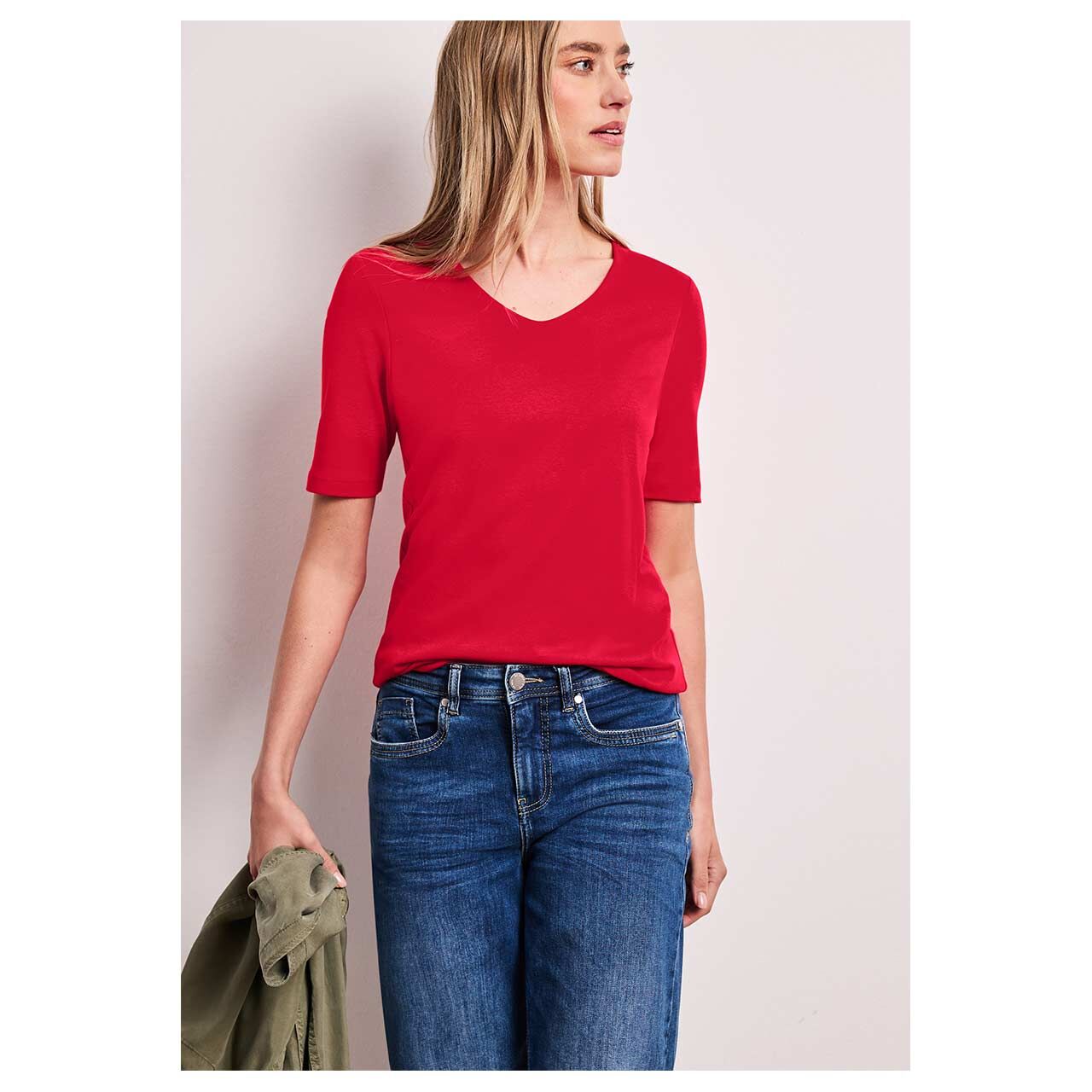Damen T-Shirt Palmira von Street One in Rot, Vorderansicht Model