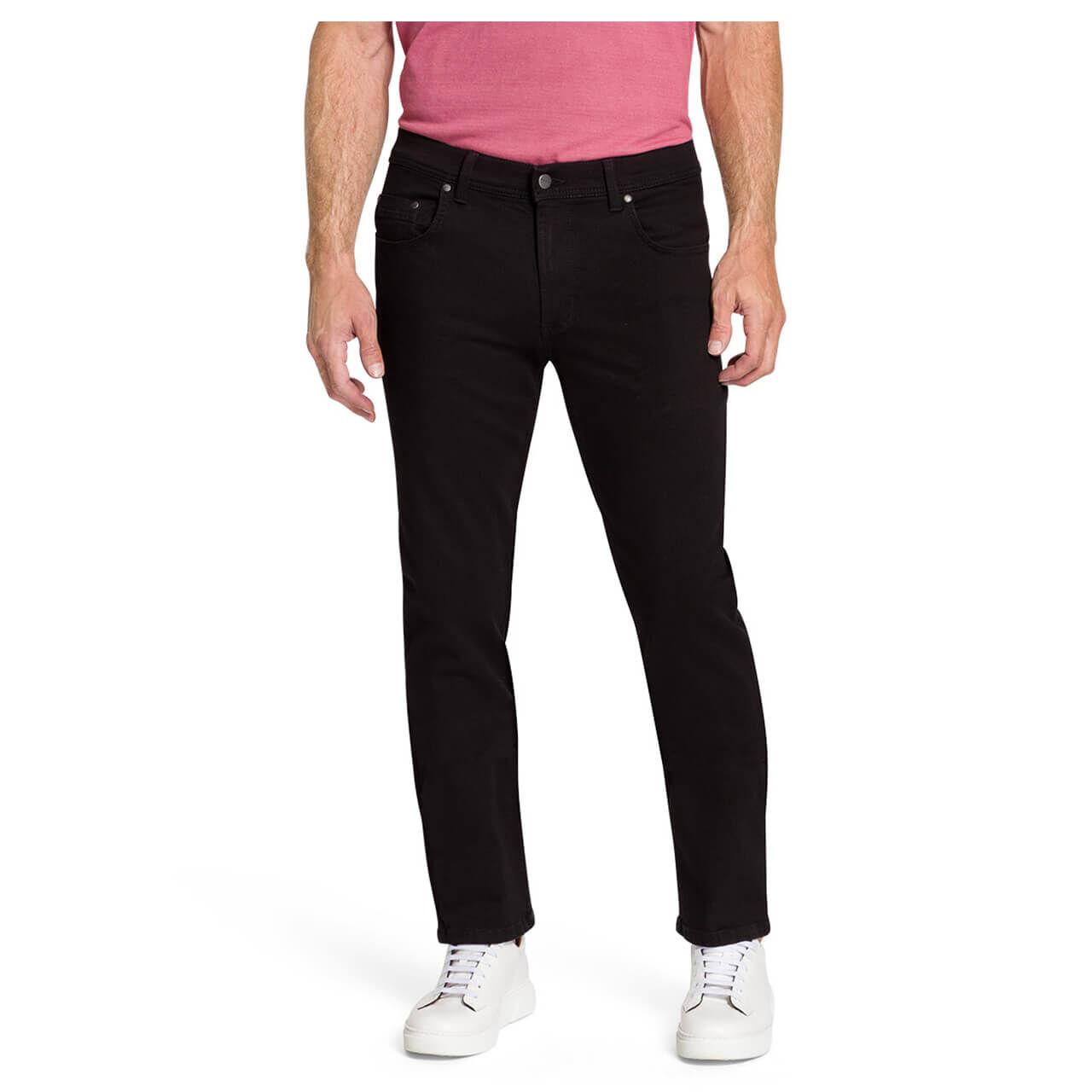 Stretch Herrenjeans Rando Megaflex in Schwarz von Pioneer, Nahaufnahme Model Vorderansicht