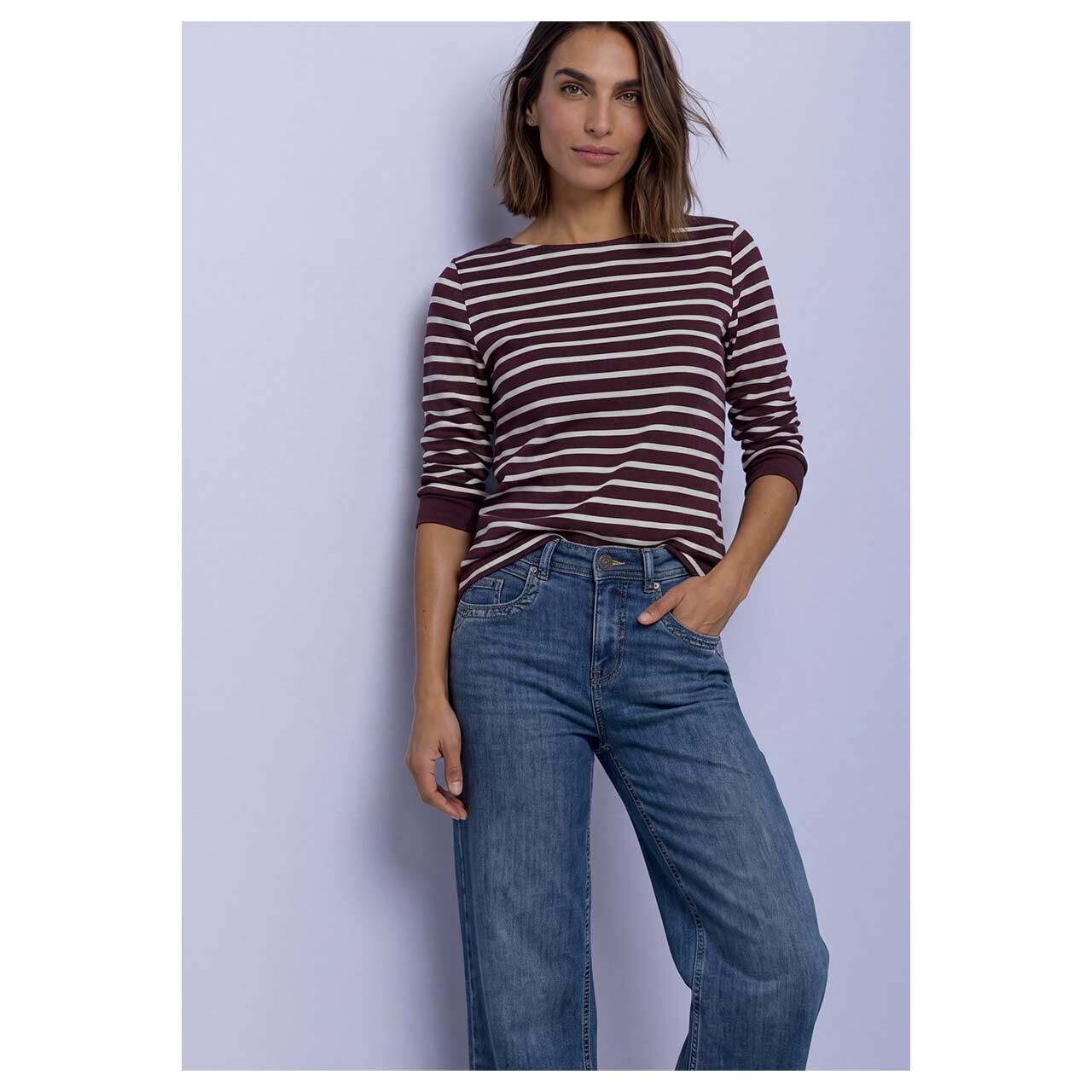 Damen 3/4 Arm Shirt Basic U-Boat von Street One in Lila gestreift, Vorderansicht am Model