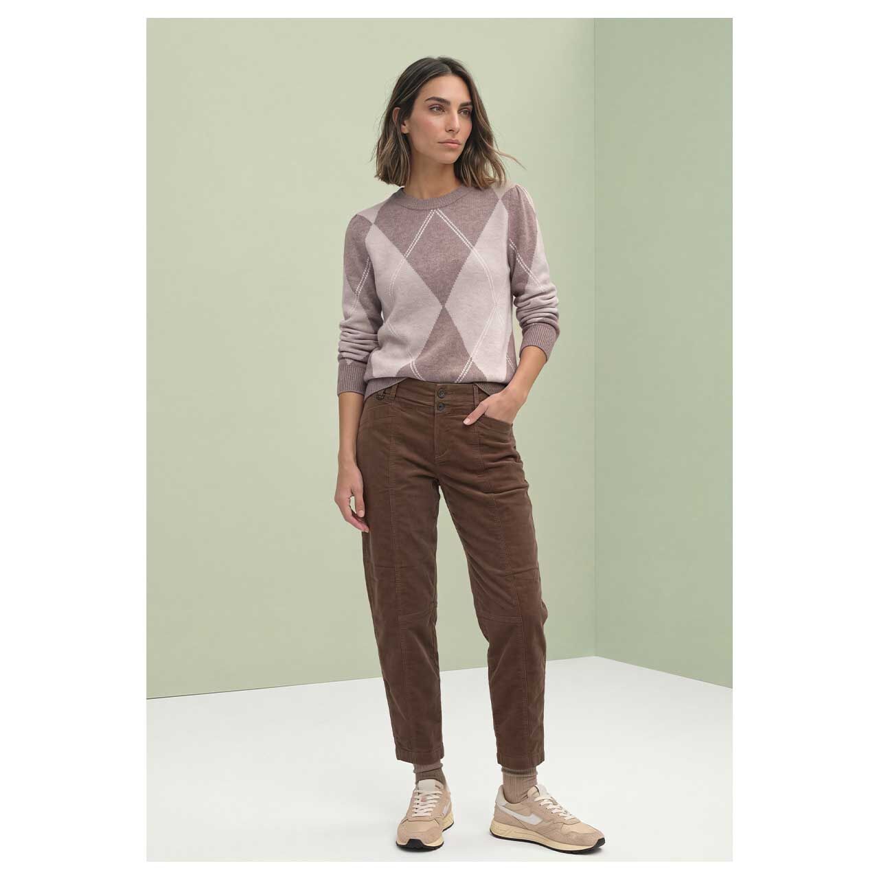 Damen Pullover Cosy Sweater Intarsia von Street One in Beige mit Print, Ganzkörperansicht am Model