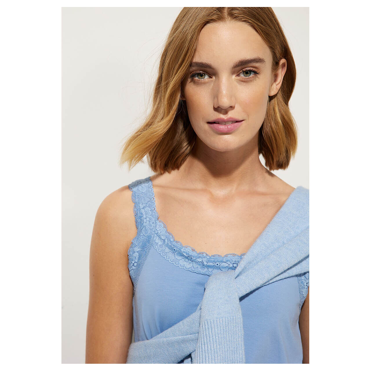 Street One Top with lace feather blue
