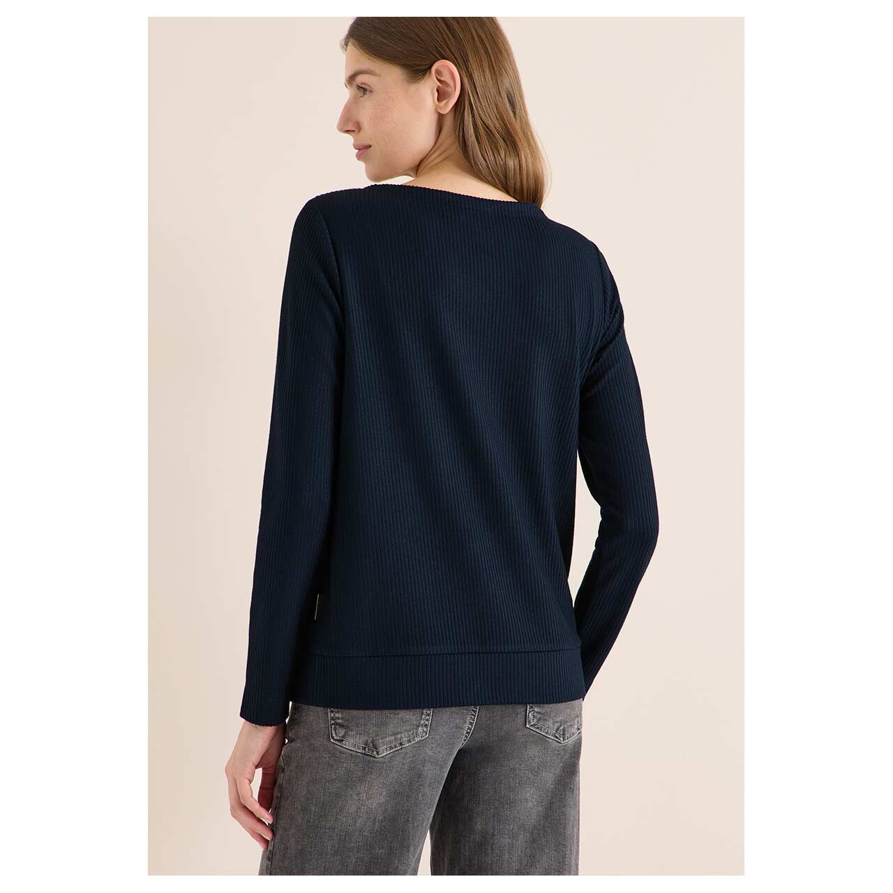 Damen Langarm Shirt Vertical Structure Boatneck von Cecil in Dunkelblau gestreift, Rückansicht am Model
