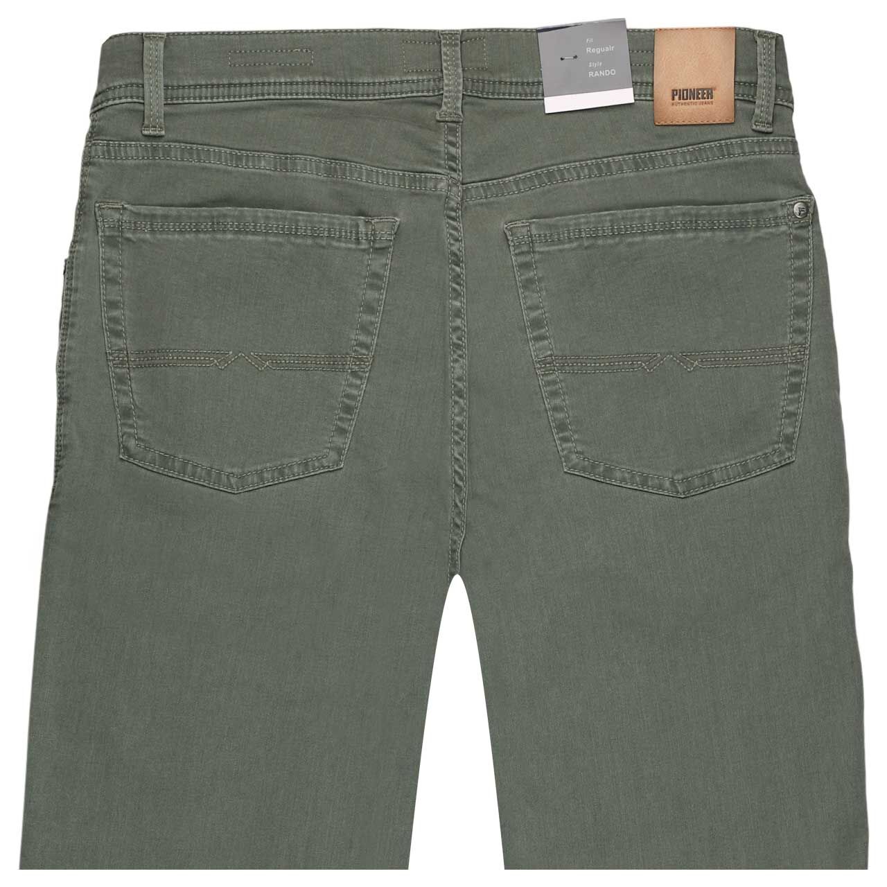 Stretch Herren Baumwollhose Rando Megaflex in Olivgrün von Pioneer, Rückansicht