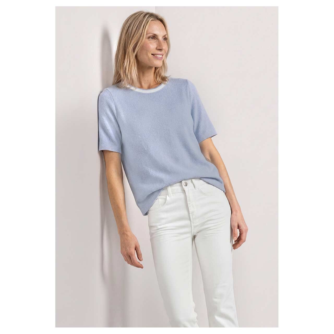 Damen Kurzarm Pullover von Street One in Hellblau, Ganzkörperansicht am Model