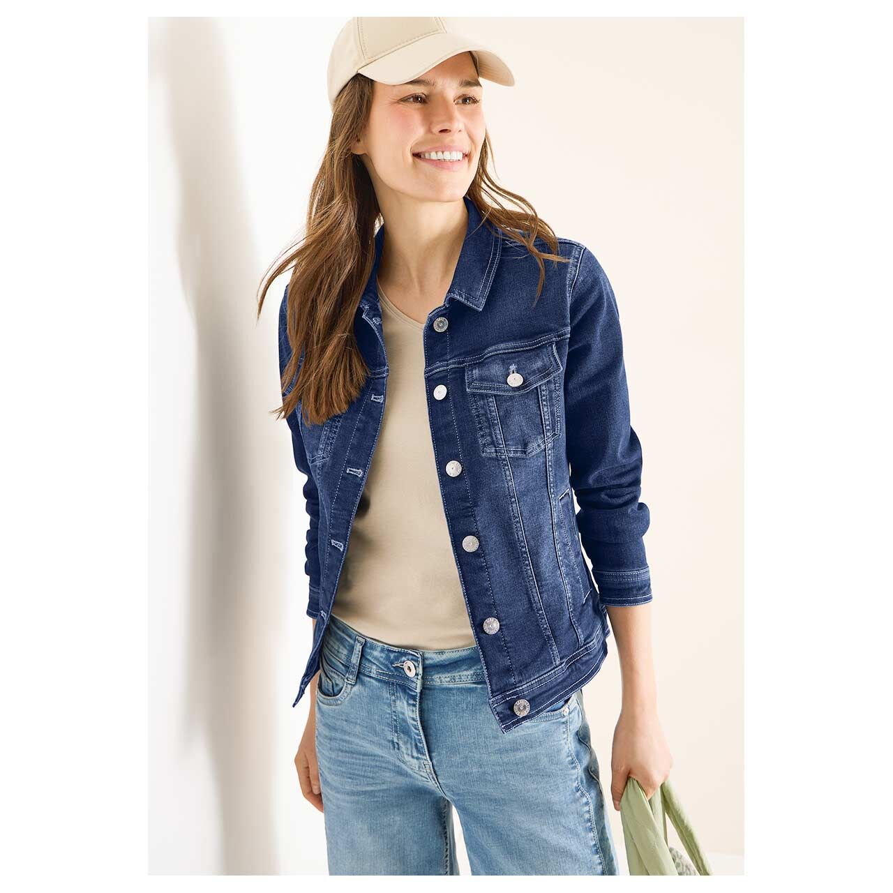 Damen Jeansjacke von Cecil in Blau verwaschen, Vorderansicht