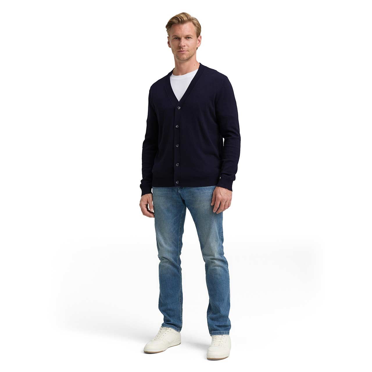 Herren Strickjacke Cashmere Cardigan von Tom Tailor in Dunkelblau meliert, Ganzkörperansicht am Model
