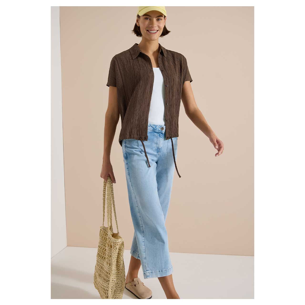 Damen Kurzarm Bluse Solid Structure von Cecil in Braun, Ganzkörperansicht