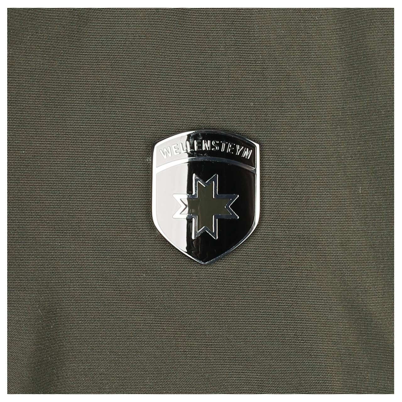 Herren Jacke Seamaster von Wellensteyn in Dunkelgrün, Detailansicht Logo