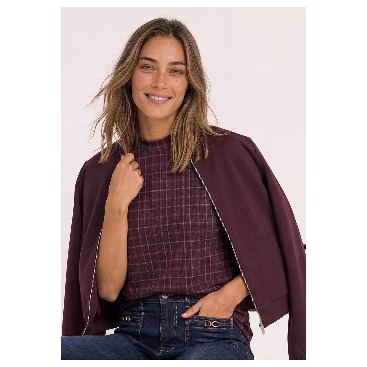 Damen Top Printed Turtle Neck Mesh von Street One in Lila mit Print, Vorderansicht am Model
