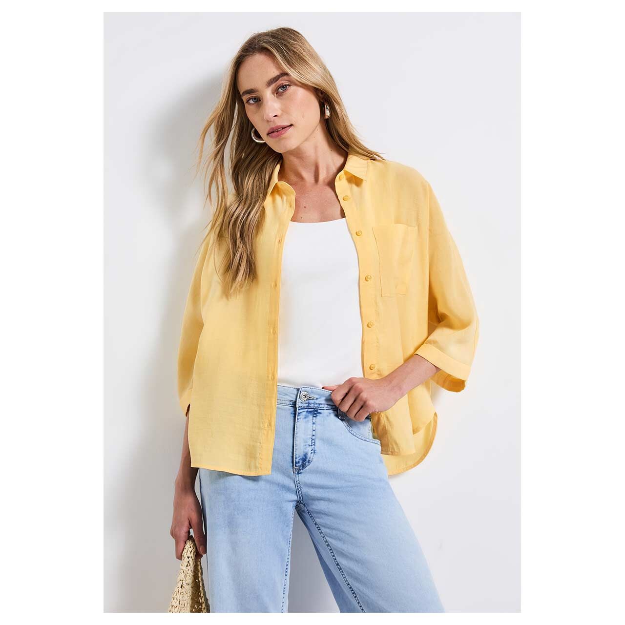 Damen 3/4 Arm Bluse Shirtcollar von Street One in Gelb, Vorderansicht am Modell
