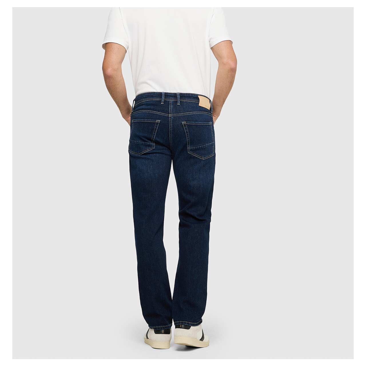 MAC Arne Jeans dark wash cashmere denim