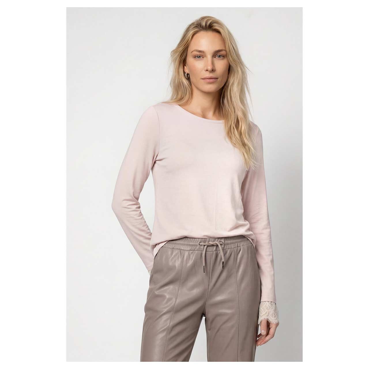 Damen Langarm Shirt von Monari in Rosa, Vorderansicht am Model