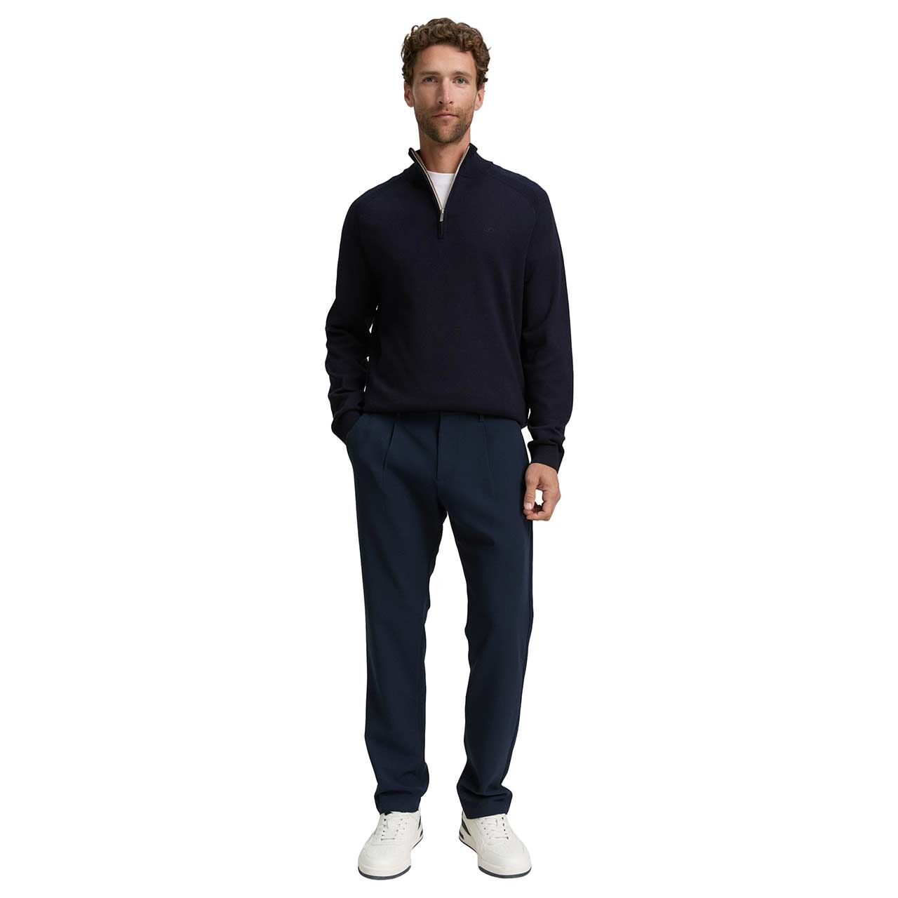 Herren Pullover Troyer von Tom Tailor in Dunkelblau meliert, Ganzkörperansicht am Model