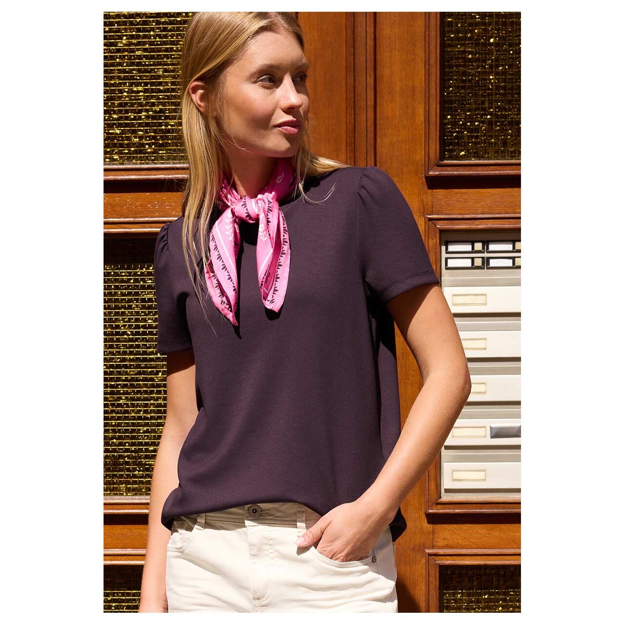 Damen T-Shirt Puff Sleeves von Street One Studio in Lila, Vorderansicht am Model